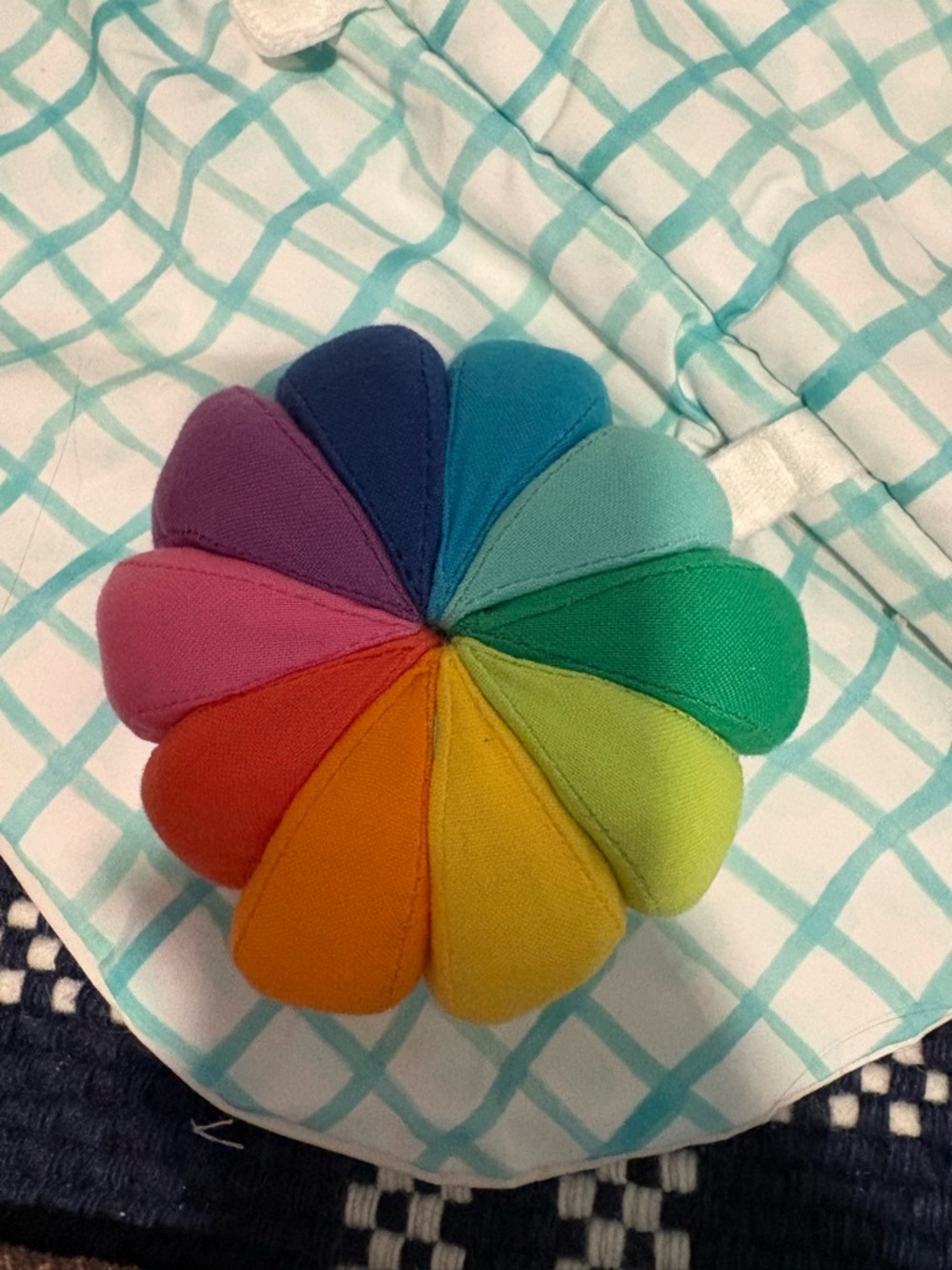 Lovevery Organic Rainbow Ball - Multicolor